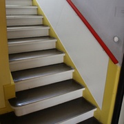 Escalier Bauhaus Dessau/maison de Vassily Kandinsky et paul  Klee    https://www.pinterest.fr