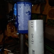 Un tube PVC qui servira de pièce de pression/frottement