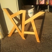 un piétement une fois verni