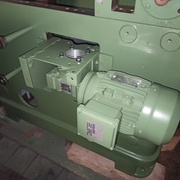 Dispositif d'entraînement adapté