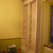 l'apprêt que l'on passe avant  ...la peinture définitive