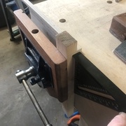 C'est bien perpendiculaire? Bien plaqué? T'es sûr?