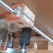 Tension du câble pour remonter la defonceuse.