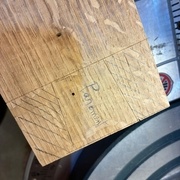 On hachure les chutes et on marque le parement