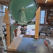 Scie LAURENT 700 (ou 70D?)