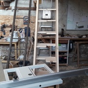 En position initiale, ça gène le chariot du combiné