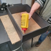 Assemblage des tiroirs, cloué collé également