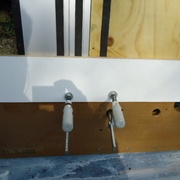 Vue des serre joints par dessous