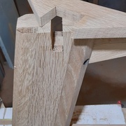 les 4 supports sont emboités/collés comme ça