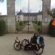 T'as pas une Rolls, tu rentres pas.