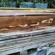 Mauvaise surprise en ouvrant le tas.