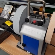 Affûteuse Tormek T-8 avec accessoires
