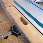 Mortaise en attente d'equarissement et d'ajustement a la bedane