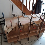 en décembre il fait moins de 8 degré dans l'atelier. je fais donc le collage à la maison