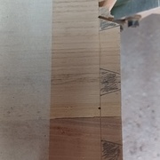 C'est en faisant la découpe que l'erreur m' a sauté aux yeux. Correction avec un tracé plus clair