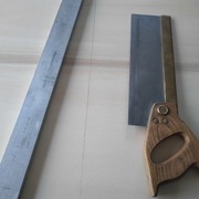 trait de scie guide !