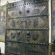 Porte de Sichuan impérial  (9 clous)  https://www.google.fr/