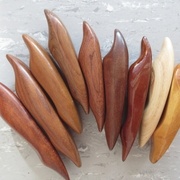 ??, Afrormosia, Iroko, Teck, Sapelli ?, Ipé, (assemblage), Frêne, Robinier