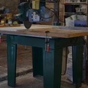 *Comme vous pouvez le voir, je n'ai pas encore fixé la table, ni réglé la perpendicularité.*