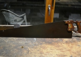 Scie Disston 7, avec pas-à-pas sur la taille d'une nouvelle denture