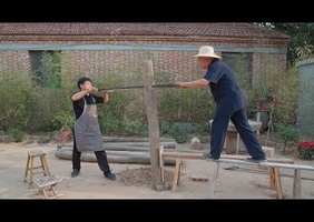 Vous avez dit travail du bois à la main ...!?