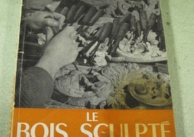 Livre sur la sculpture sur bois