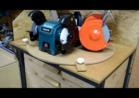 Meuble d'atelier distributeur de Tourets...