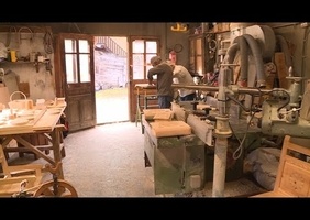 Les derniers sculteur au couteau