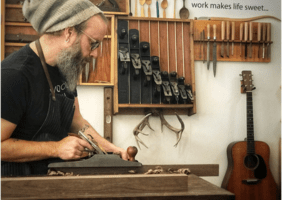 Tom Fidgen vient cette année à l'Atelier Touchons du Bois à Epinal!