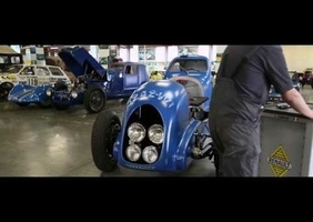 Construction d'une Renault Nervasport