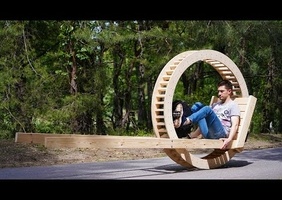 Vélo en bois monoroue