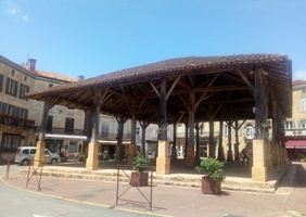 Charpentes traditionnelles: Halles de Belvès