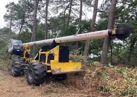 Scie circulaire mobile ... SE TENIR A 100M DE LA MACHINE