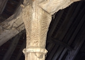 Pour les amoureux de charpente ancienne ...