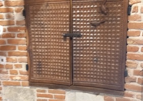 "Placard" dans un pigeonnier dépourvu de boulins?