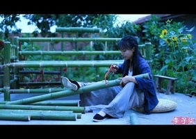 Mobilier en bambou fraîchement coupé