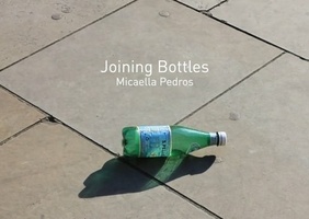 Joining Bottles, l'assemblage à la bouteille plastique.