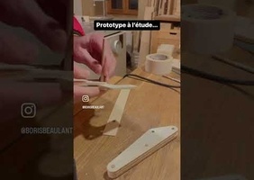 Prototype de SAUTERELLE en forme de CHIEN