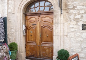 Porte en noyer