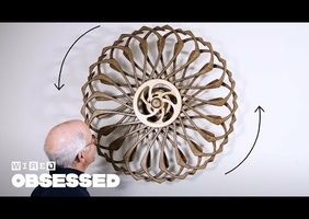 Mesmerizing Kinetic Sculptures / Sculptures cinétiques hypnotisantes