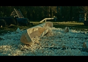 Comment fabriquer un canoë à partir d'un tronc d'arbre