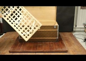 Malle Vuitton  interieur en camphre