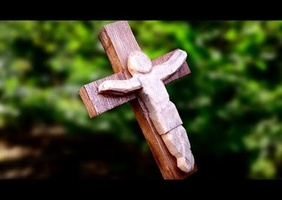 Fabrication d'une croix avec des outils à main