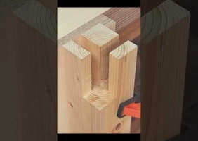 Faire des assemblages de pieds d'établi ou de table
