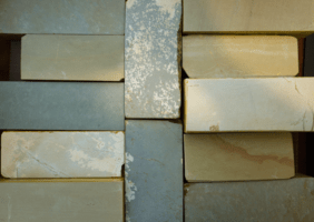 Liste non exhaustive des pierre dans le monde