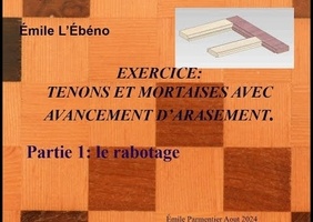 Travail traditionnel à la main