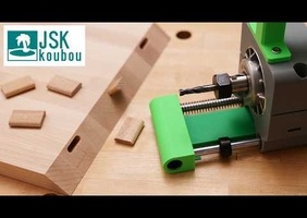 Une machine a dominos