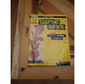 SCULPTURE SUR BOIS