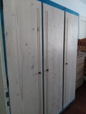 Armoire 3 portes en sapin du nord