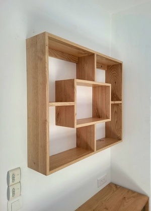 Étagère bibliothèque. Châtaignier.